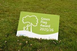 Green_flag_24-251.jpg - 15.32 kB